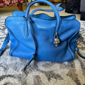 Alexander McQueen Blue Leather skull padlock Women's Bag
